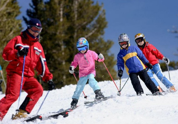 mountain_skiing_ski-school_det_gor_shkol